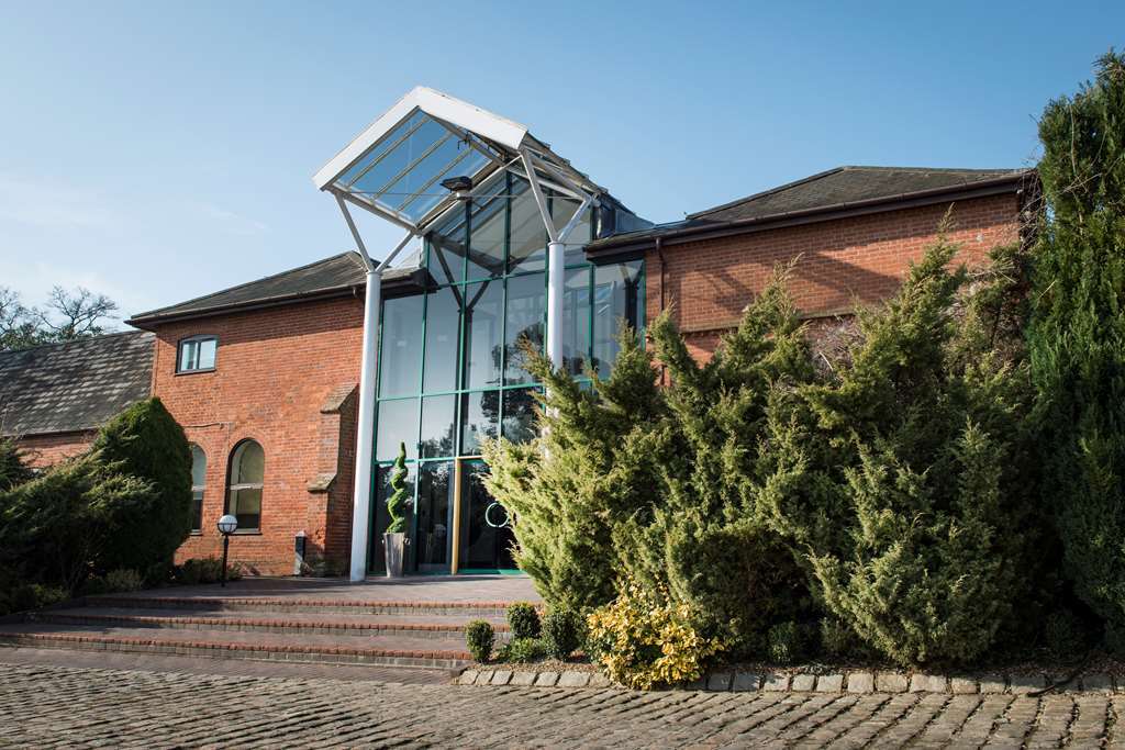 De Vere Latimer Estate 3*